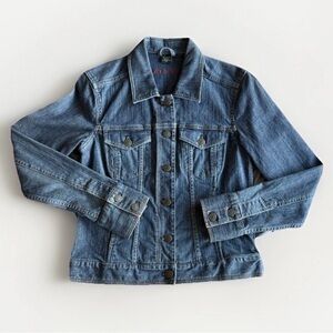 Eddie Bauer Women's XS Blue Denim Jacket Button Front Pockets Collared Short